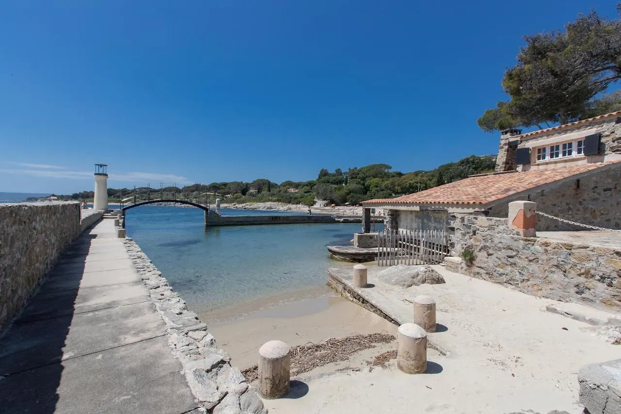 Villa Pointe Alegre Grimaud França
